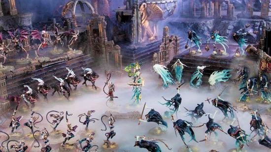 Warhammer Age of Sigmar Arena of Shades Battlebox pre-order: An army of ghostly Nighthaunt fighting the winged, whip-wielding Daughters of Khaine.