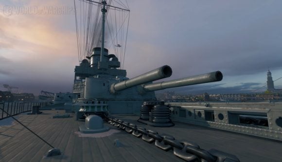 Best naval games: World of Warships. Image shows a warship with a big turret.