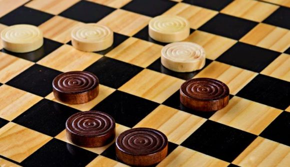 how-to-play-checkers-board-2-580x334.jpg