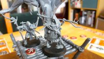Warhammer Age of Sigmar Warcry: Heart of Ghur review - author photo showing two Rotmire Creed models on a treetop platform