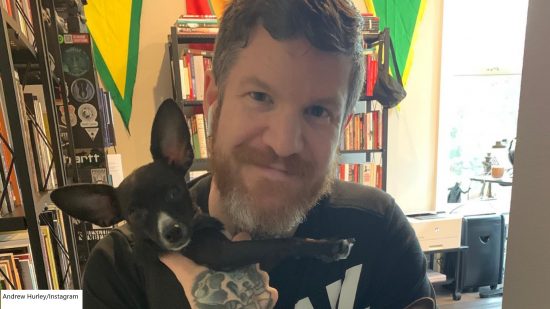 DnD Fall Out boy - Andy Hurley selfie with dogs