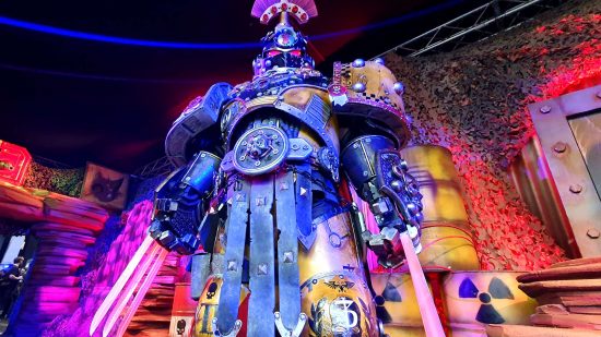 Warhammer 40k Space Marine FIghtin' Fistin' Johnson wins Warhammer Fest cosplay competition