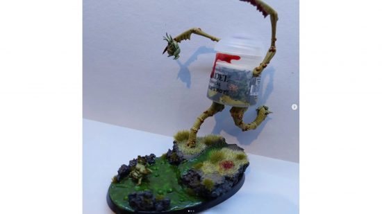 Warhammer 40k paint pot challenge entry a nurgle monster with insectoid limbs