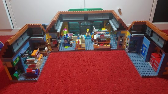 Lego Simpsons Kwik-E-Mart review image showing the shop opened up so you can see the inside.
