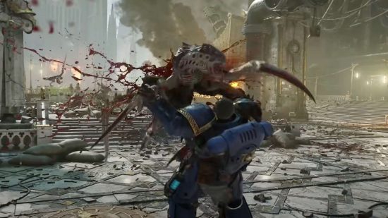 Space Marine 2 combat - screenshot from the extended gameplay trailer, a blade-limbed Tyranid hormagaunt leaps onto Titus, who catches and eviscerates it with his chainsword.
