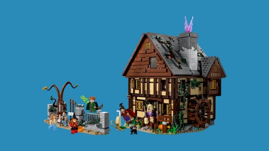 Best Lego horror sets: Disney's Hocus Pocus: Sanderson Sisters' Cottage.