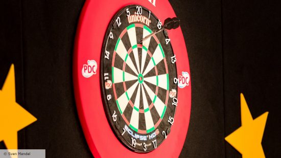 How to play darts - photo of a dartboard