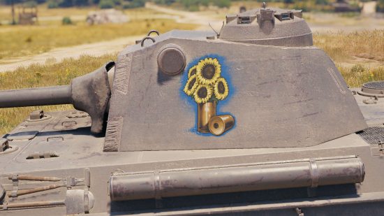 World of Tanks creator raises funds for ambulances for Ukraine - a decal of a bouquet of sunflowers in a tank shell, painted on the side of a tank