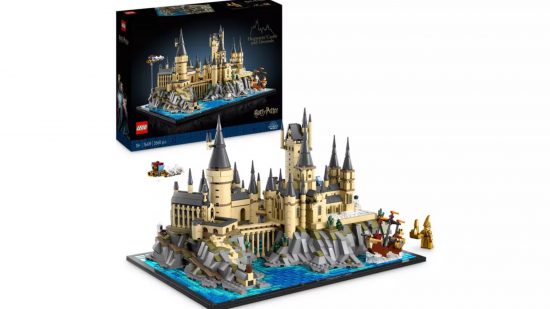 Harry Potter Lego sets - Hogswarts castle and grounds in miniature