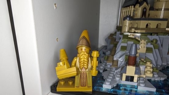 Lego Hogwarts Castle and Grounds review image showing the sets singular minifigure.