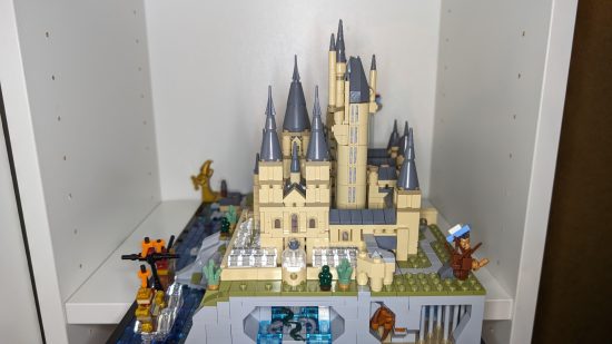 Lego Hogwarts Castle and Grounds review image showing the side of the set.