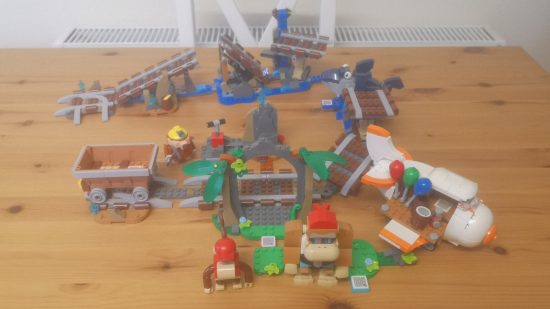 Lego Donkey Kong: Diddy Kong's Mine Cart Ride review image showing the whole assembled set.