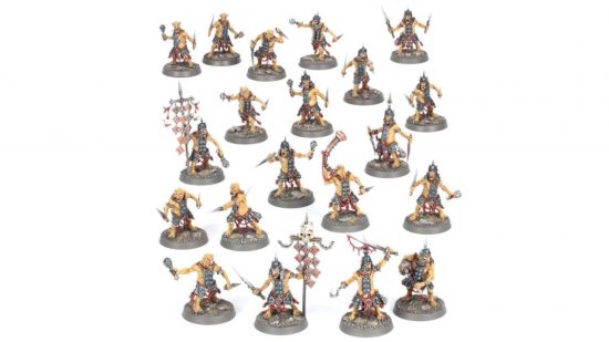 Warhammer Chaos Dwarfs Hobgoblin Slittaz, a troop of lanky greenskins with knives and bombs