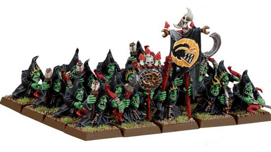 Warhammer Night Goblins The Old World guide - Games Workshop image showing the Night Goblins mob models built with shortbows