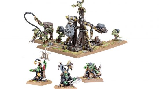 Warhammer Night Goblins The Old World guide - Games Workshop image showing the Night Goblins stone thrower metal model fully painted