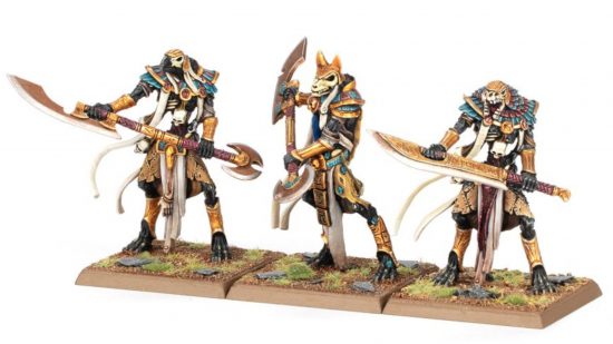 Warhammer Tomb Kings The Old World guide - Games Workshop image showing three Ushabti models with great ritual blades