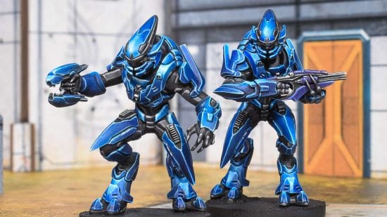 Halo Flashpoint elites - a pair of aliens in blue armor
