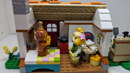 Lego Animal Crossing set, Isabelle's House Visit