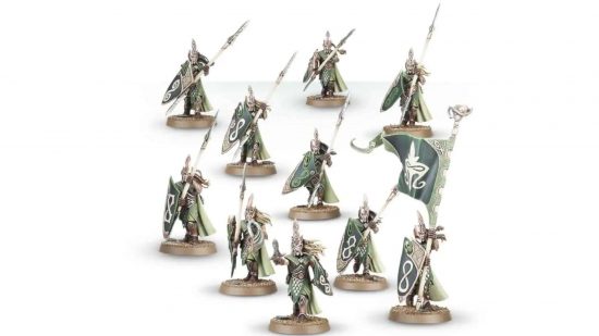 Warhammer the Old World Wood Elves Eternal Guard, elves in light green scale armor wiedling shields and long spears
