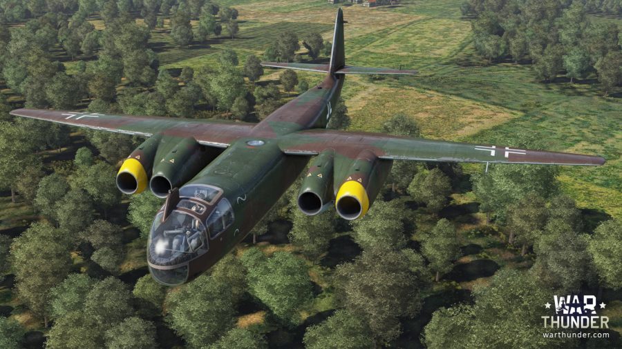 Bomber War Thunder plan flying above a thick forest of trees