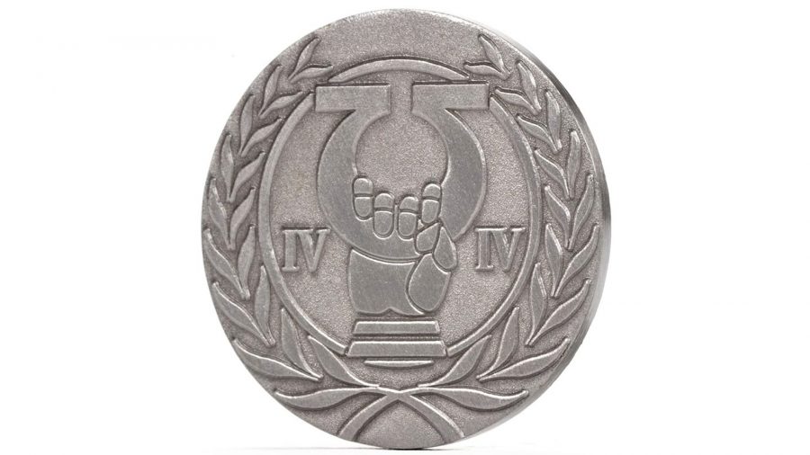 Warhammer 40k Ultramarines guide - Warhammer Community photo showing an Ultramarines themed commemorative coin bearing the Ultramarines insignia