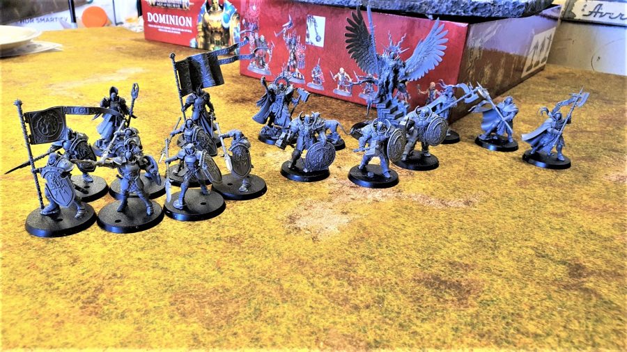Photo of most of the assembled Stormcast Eternals models from Age of Sigmar Dominion