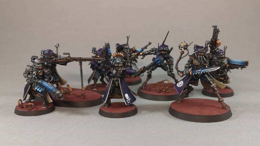 Warhammer 40k Adeptus Mechanicus 9th edition guide photo showing a mixture of Skitarii infantry models