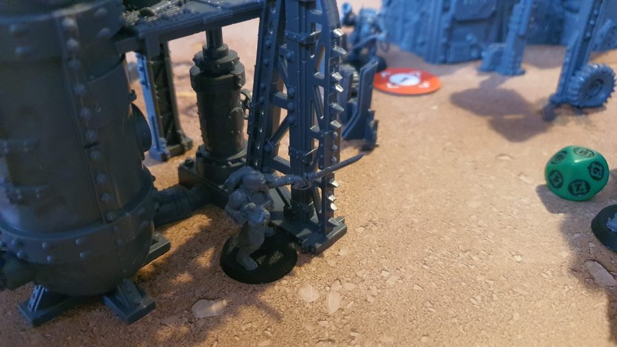 Warhammer 40k Kill Team Octarius review photo of the Krieg sergeant behind cover