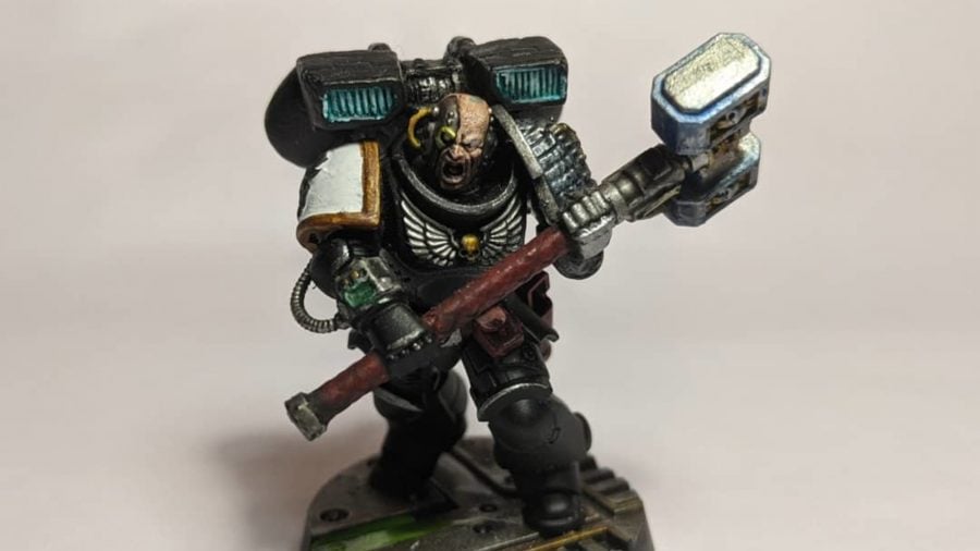Warhammer 40k Deathwatch army guide - author photo showing a Deathwatch smash captain model with heavy thunder hammer