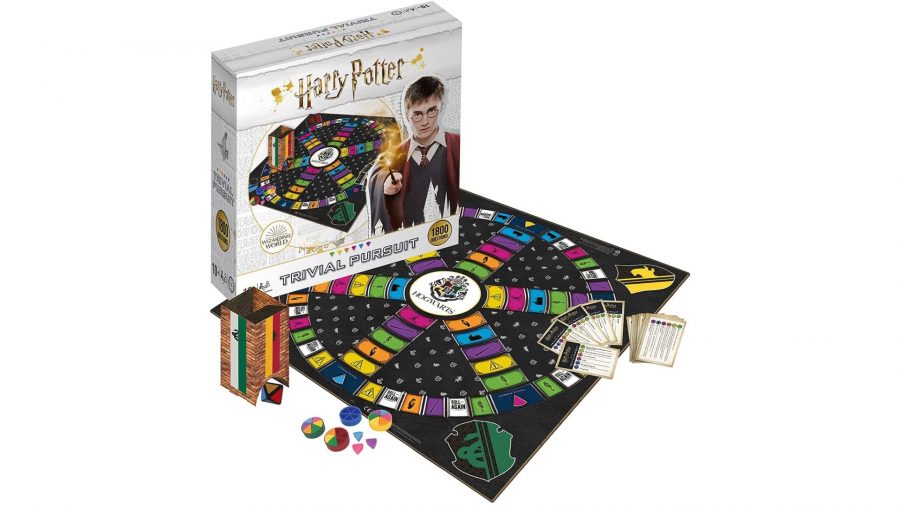 Harry Potter board games: the front cover of the Harry potter Trivial Pursuit board game
