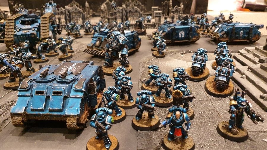 Warhammer 40k Alpharius Omegon guide - author photo showing a force of Alpha Legion miniatures on the table